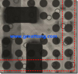 BGA錫球尺寸小于0.4mm，采用降低BGA內(nèi)圍襲球的錫膏量所得到X-Ray，稍微留意一下可以發(fā)現(xiàn)最外圈的錫量(圓的直徑)比其他內(nèi)圍的錫球上的錫量來得多一點(diǎn)點(diǎn)。也就是外圈的黑色圓形直徑比內(nèi)圈的圓形來得大一點(diǎn)點(diǎn)。