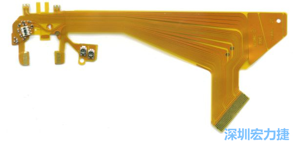 針對消費性電子產(chǎn)品的外型設(shè)計，F(xiàn)PC可以做任意形狀的適應(yīng)性線路設(shè)計。