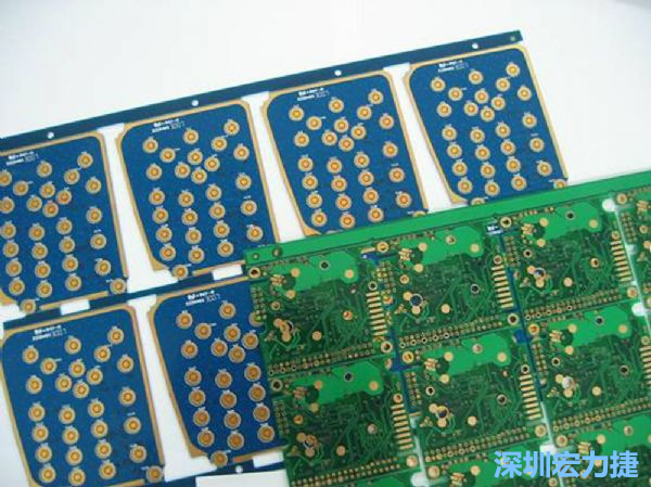 PBC與HDI等硬質(zhì)載板因應(yīng)不同構(gòu)型的結(jié)構(gòu)組裝需求，能做的彈性設(shè)計有限，必須搭配FPC軟板進行整合設(shè)計。