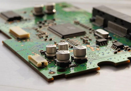 PCB制板工藝中的過孔塞油是什么意思？